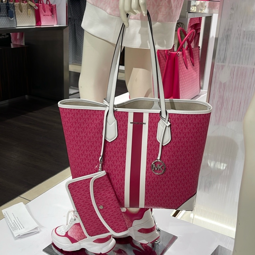 Michael Kors Eva Large Signature Logo Stripe Shoulder Tote Bag Dragonfruit 
NWT - Picture 4 of 16